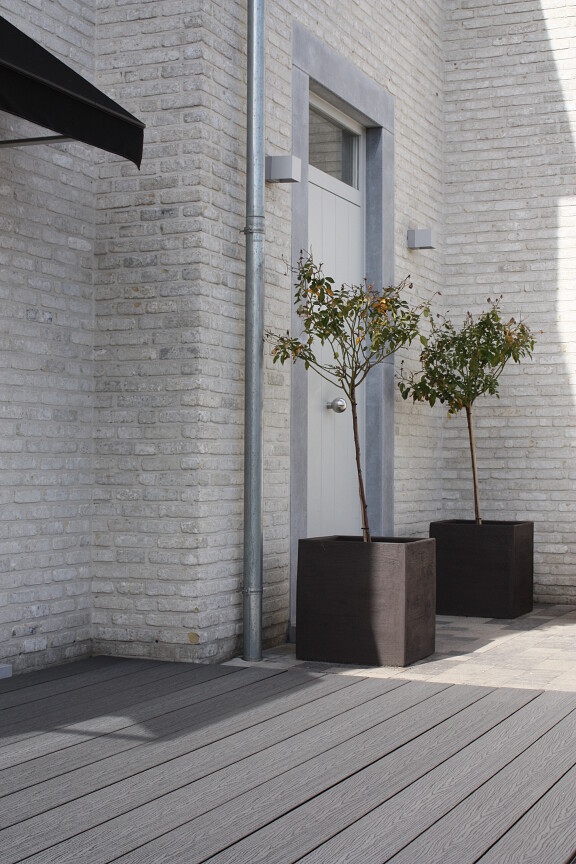 DFDE162 Graphite Black